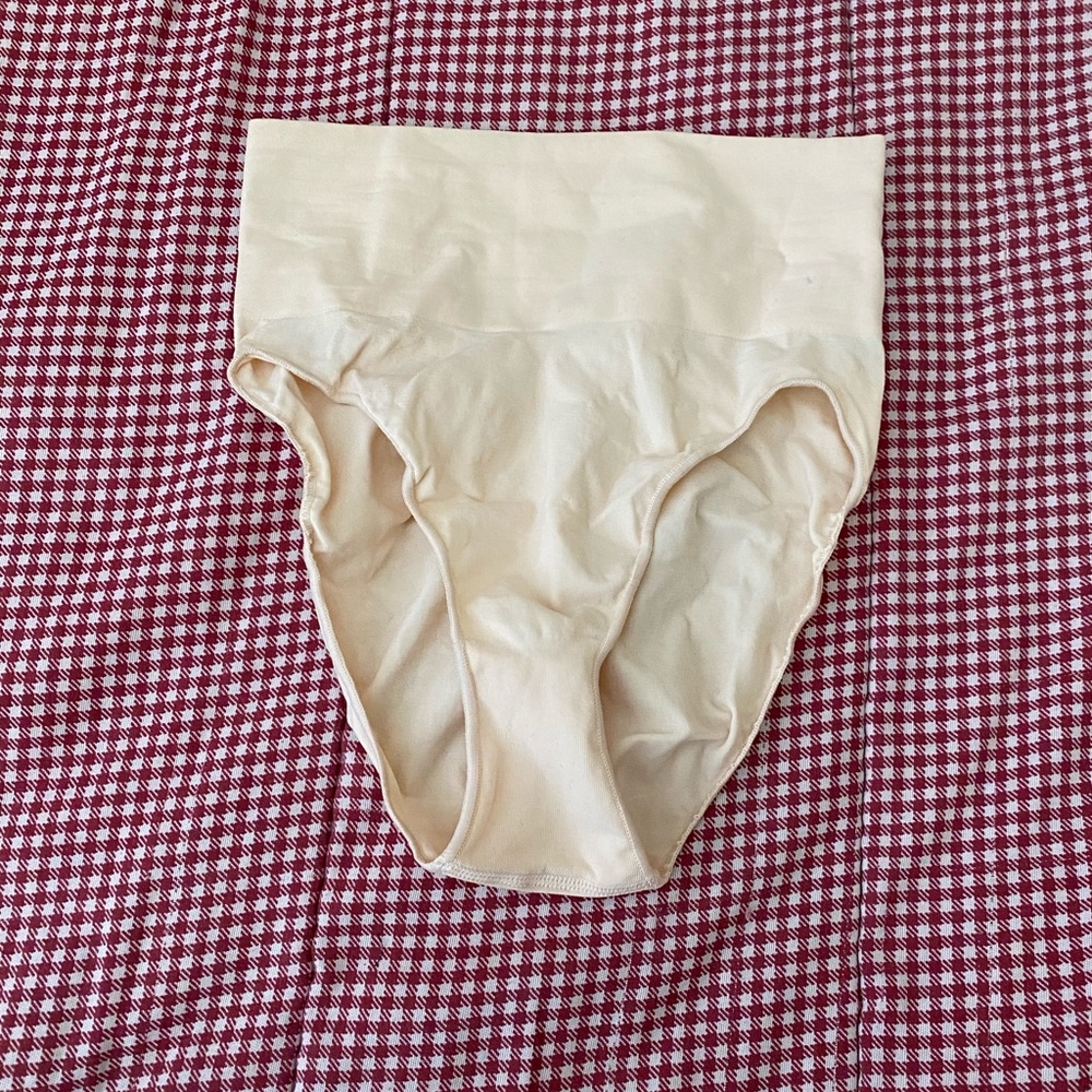 Beige Skims high waist full butt spanx